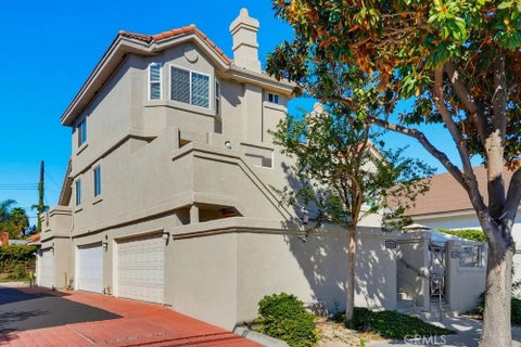 Photo of 3259 W Ball RD, Anaheim, CA 92804 (MLS # PW26220092)
