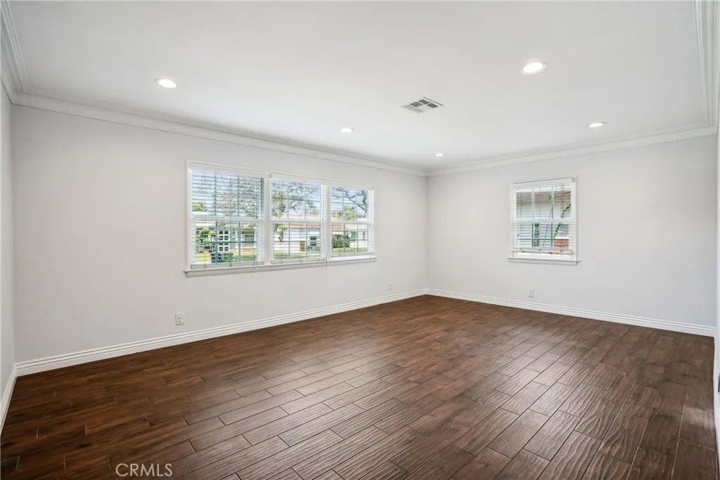 Photo of 3816 S Victoria Ave, Los Angeles, CA 90008 (MLS # DW26005481)