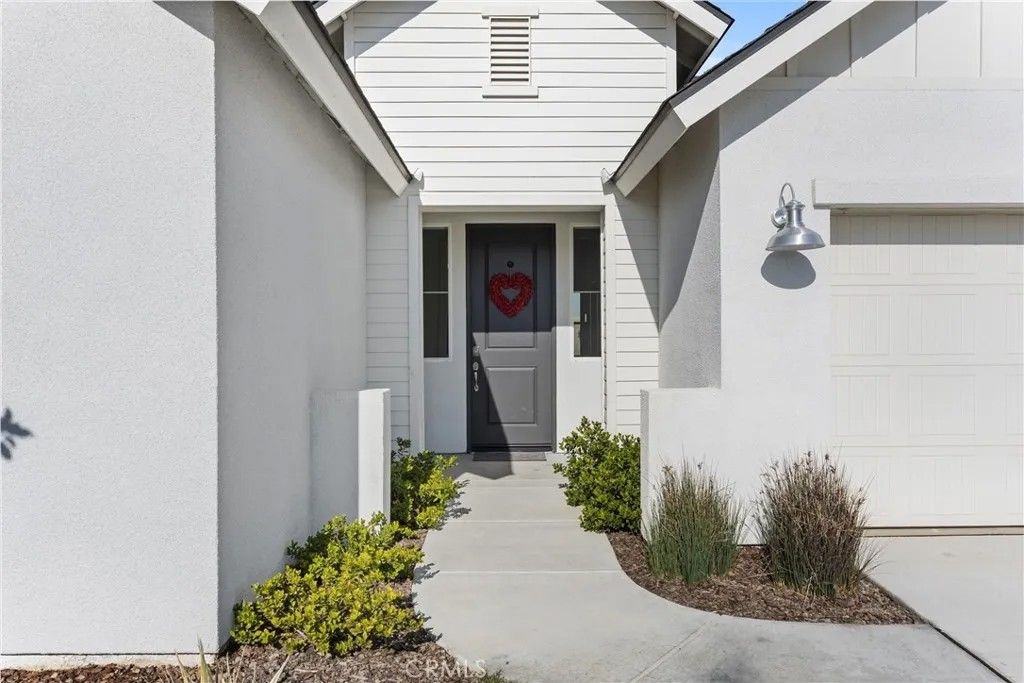 Photo of 8406 Avon St, Bakersfield, CA 93314 (MLS # PI26000526)