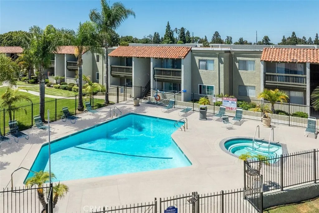 17230 San Mateo