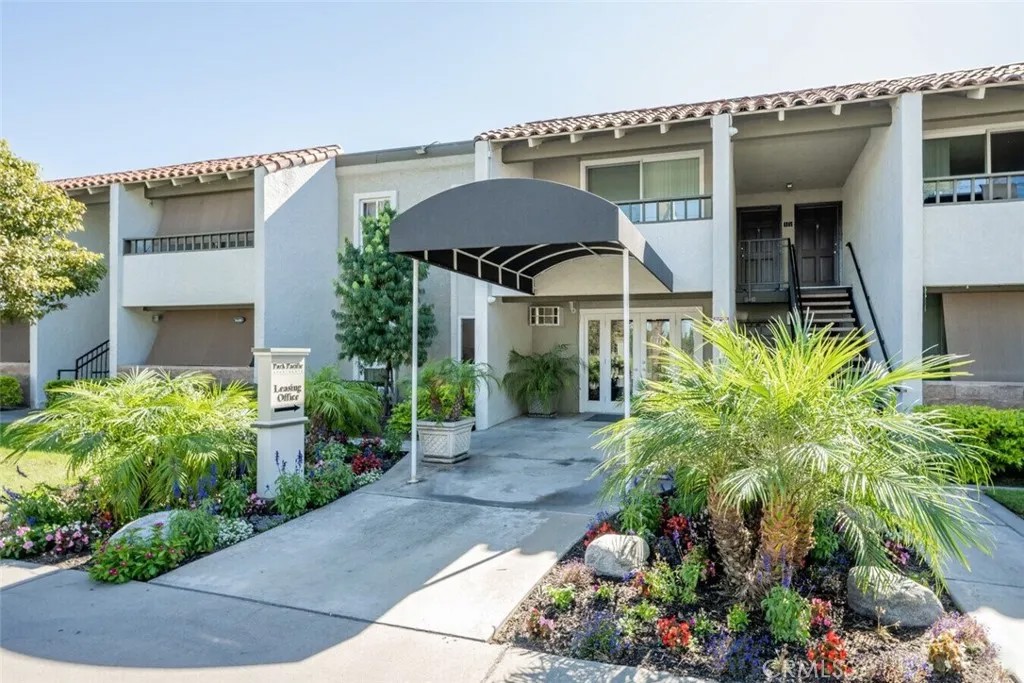 17230 San Mateo