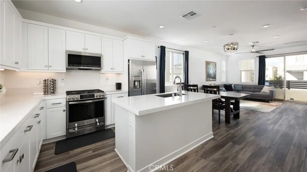 Photo of 162 Juniper Dr, Rancho Mission Viejo, CA 92694 (MLS # OC26035584)