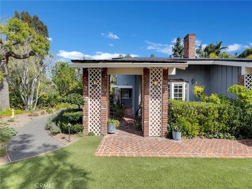 4524 Deanwood