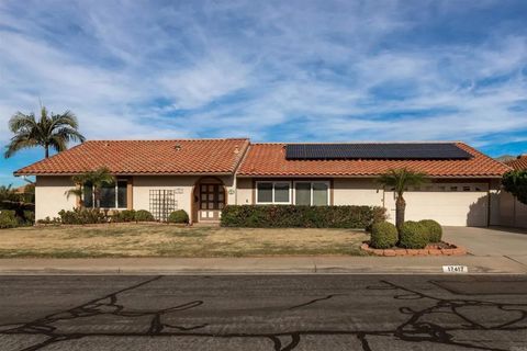 Photo of 17417 Plaza Sonada, San Diego, CA 92128 (MLS # NDP2511614)