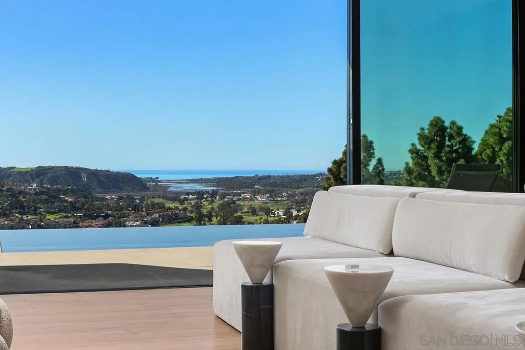 Photo of 3240 Piragua St, Carlsbad, CA 92009 (MLS # 2601148)