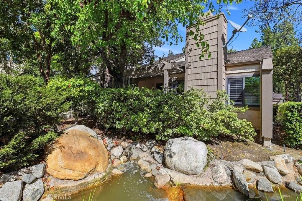 Photo of 518 Blue Water, Fullerton, CA 92831 (MLS # OC26044968)