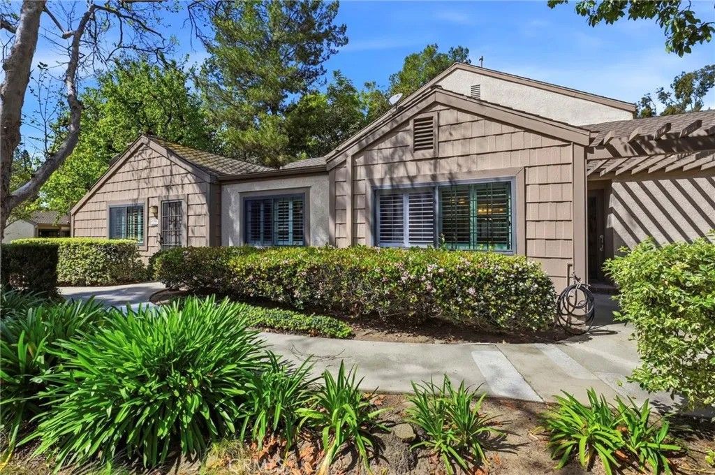 Photo of 518 Blue Water, Fullerton, CA 92831 (MLS # OC26044968)