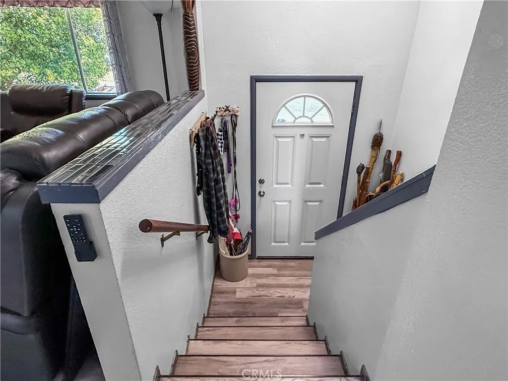 23 Las Plumas Way