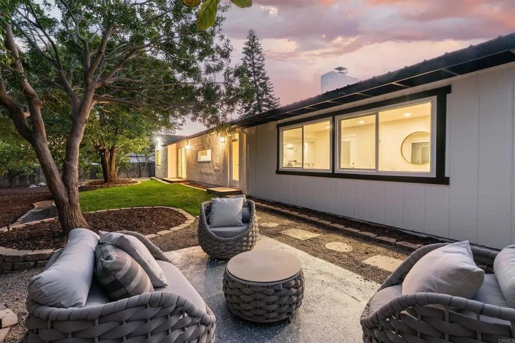 Photo of 2275 Ivy Road, Oceanside, CA 92054 (MLS # NDP2600749)