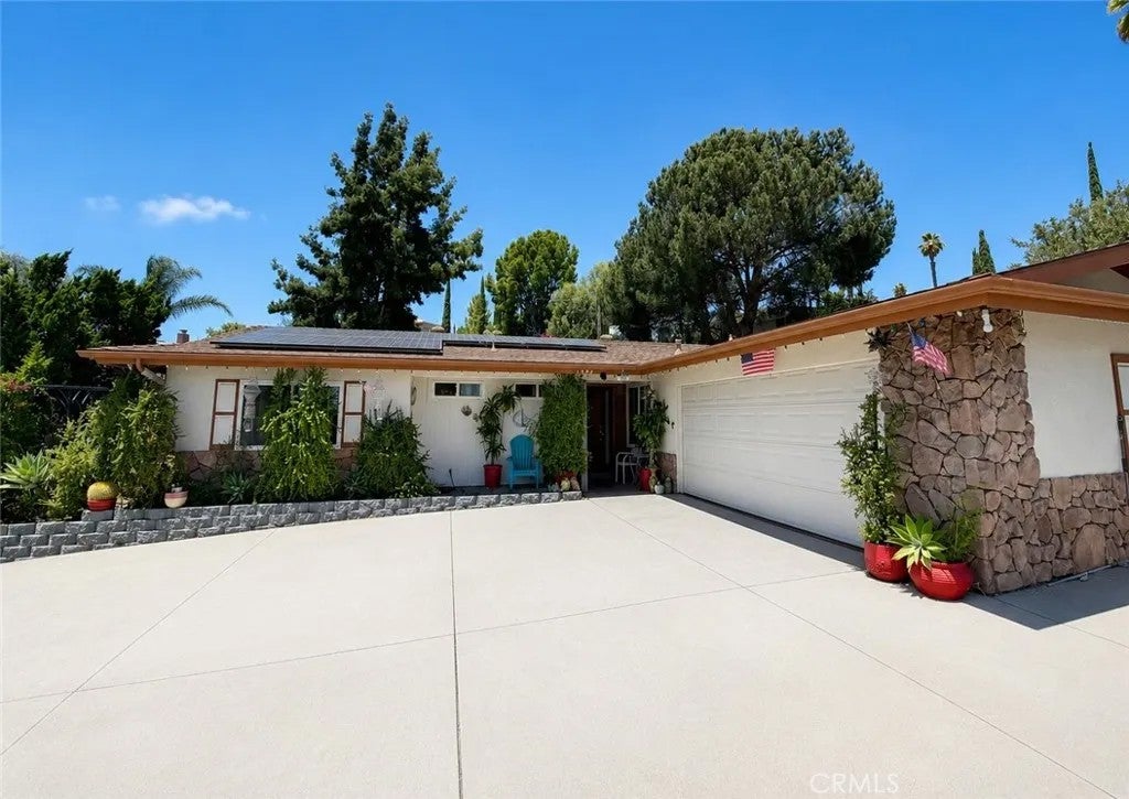 Photo of 1496 E El Norte Parkway, Escondido, CA 92027 (MLS # IG26141027)