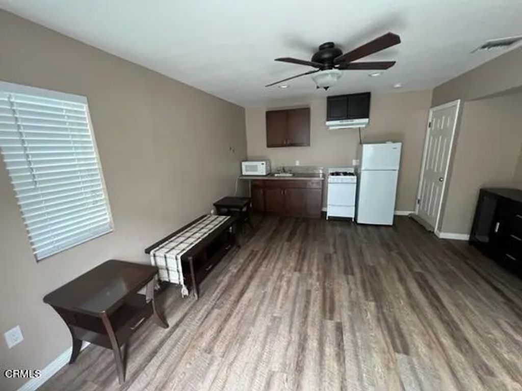 Photo of 996 Utica Avenue, Ventura, CA 93004 (MLS # V1-33654)