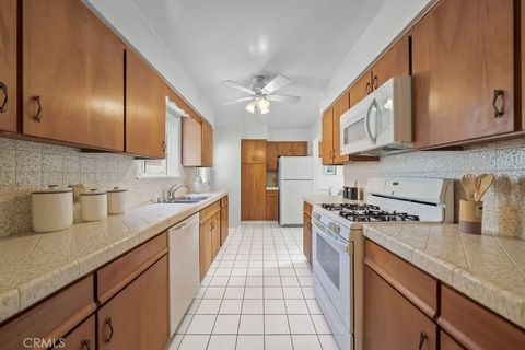 Tiny photo for 1135 Coronet Ave, Pasadena, CA 91107 (MLS # AR25229356)