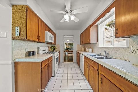 Tiny photo for 1135 Coronet Ave, Pasadena, CA 91107 (MLS # AR25229356)