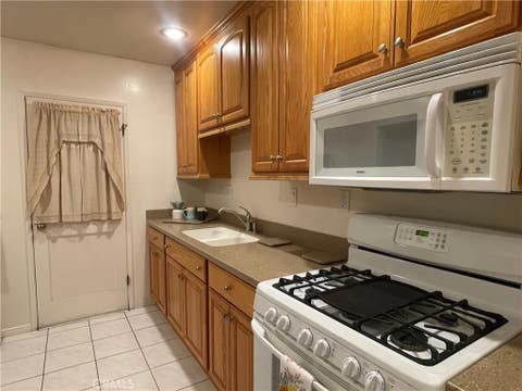 Tiny photo for 6056 Camerino ST, Lakewood, CA 90713 (MLS # SW26129168)