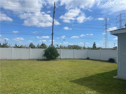 Tiny photo for 6056 Camerino ST, Lakewood, CA 90713 (MLS # SW26129168)