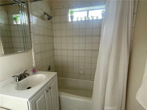 Tiny photo for 6056 Camerino ST, Lakewood, CA 90713 (MLS # SW26129168)