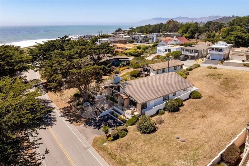 5752 Moonstone Beach