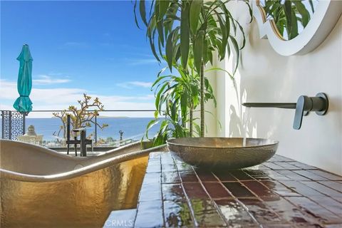 Tiny photo for 825 Coast View, Laguna Beach, CA 92651 (MLS # OC25247028)