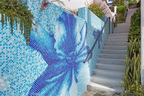 Tiny photo for 825 Coast View, Laguna Beach, CA 92651 (MLS # OC25247028)