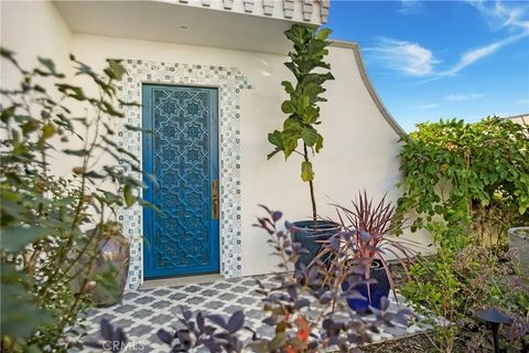 Tiny photo for 825 Coast View, Laguna Beach, CA 92651 (MLS # OC25247028)