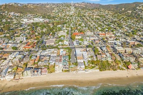 Tiny photo for 825 Coast View, Laguna Beach, CA 92651 (MLS # OC25247028)