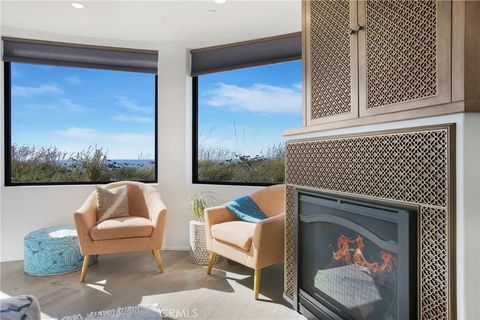 Tiny photo for 825 Coast View, Laguna Beach, CA 92651 (MLS # OC25247028)