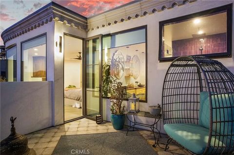 Tiny photo for 825 Coast View, Laguna Beach, CA 92651 (MLS # OC25247028)