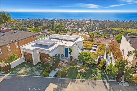 Tiny photo for 825 Coast View, Laguna Beach, CA 92651 (MLS # OC25247028)