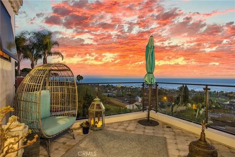 Tiny photo for 825 Coast View, Laguna Beach, CA 92651 (MLS # OC25247028)