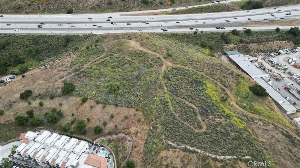 1710 E Thousand Oaks