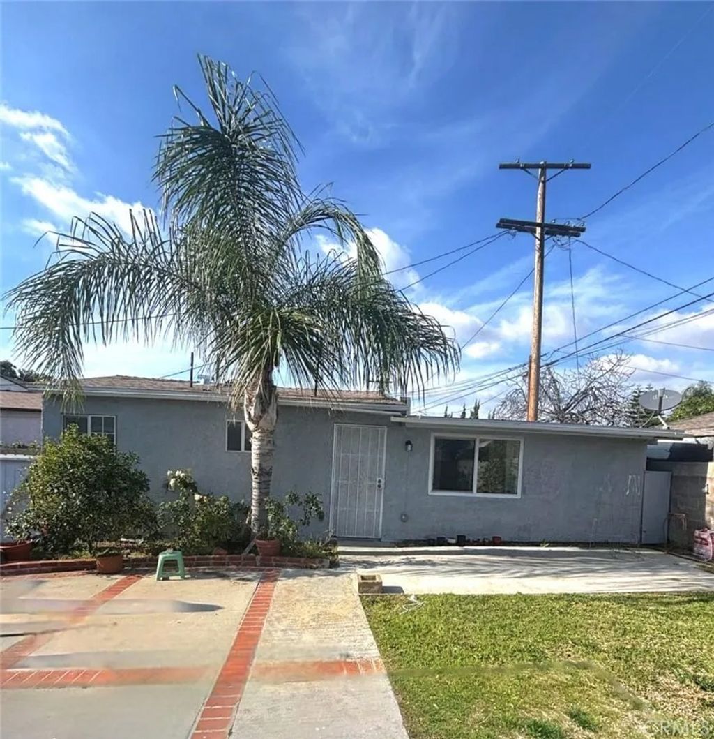 Photo of 8854 Dorrington, Arleta, CA 91331 (MLS # PW26034309)