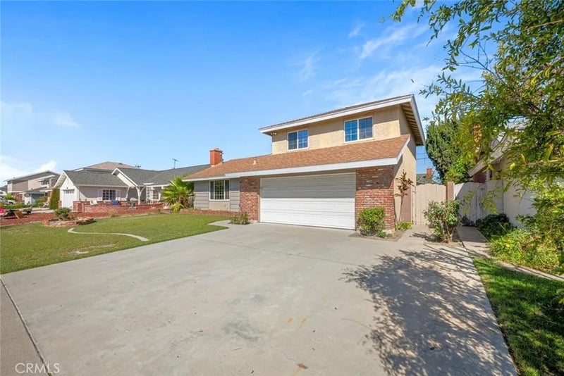 5175 Brunswick Drive