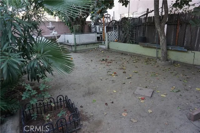8354 La Villa Street