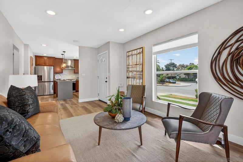 4668 E Mountain View Dr