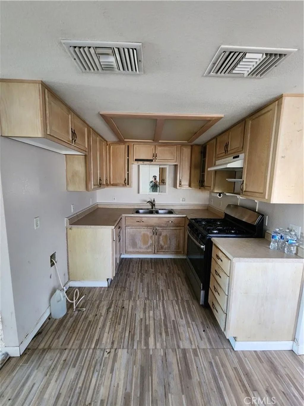 Photo of 961 Chateau Way, Barstow, CA 92311 (MLS # RS26054777)