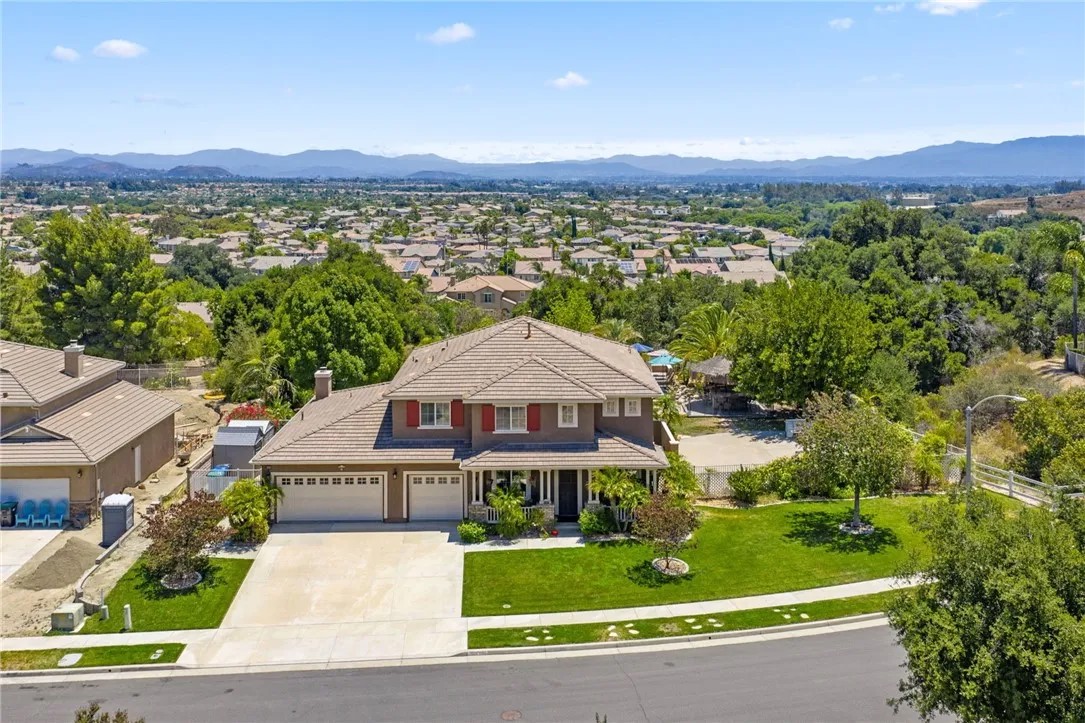 38236 Oak Bluff Lane
