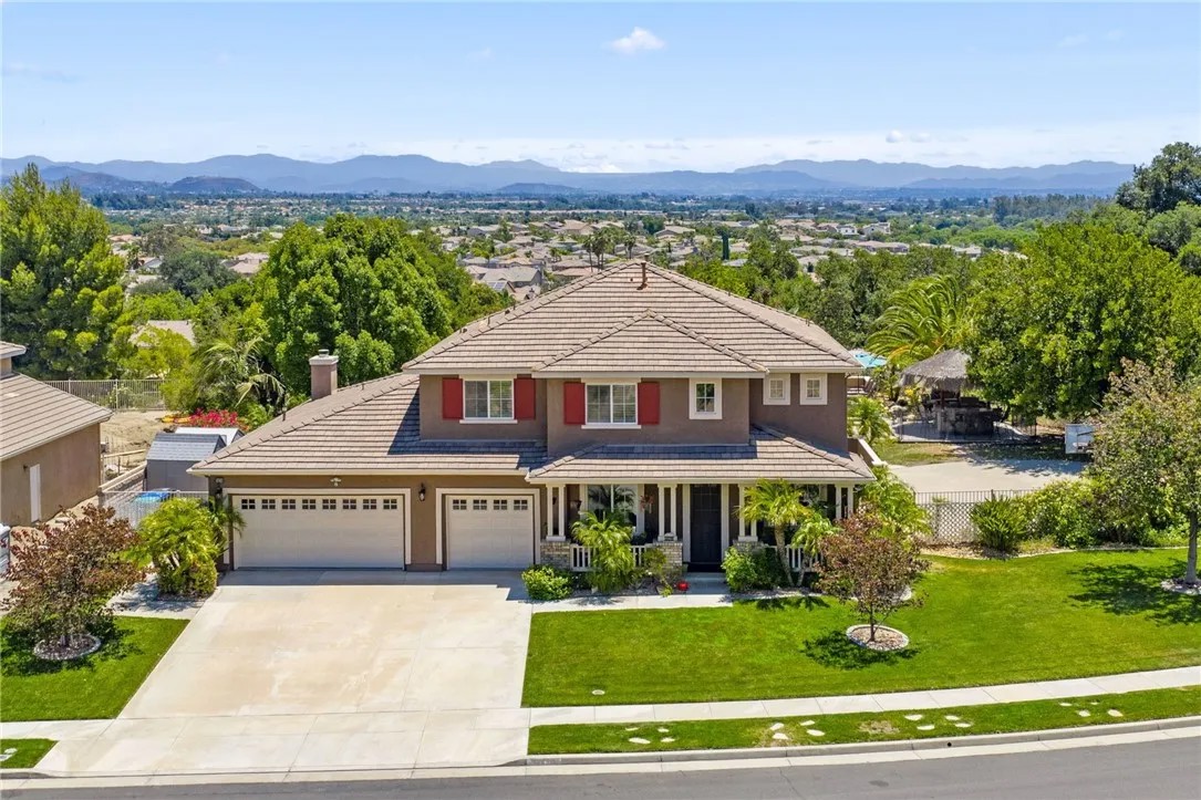 38236 Oak Bluff Lane