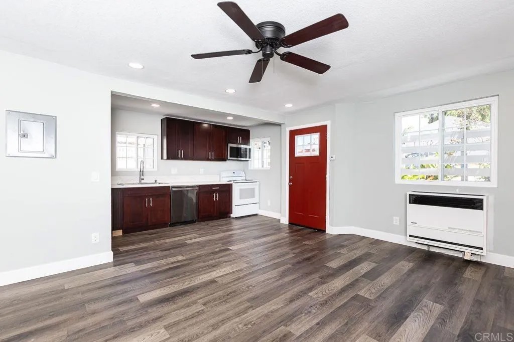 1020 41st St.