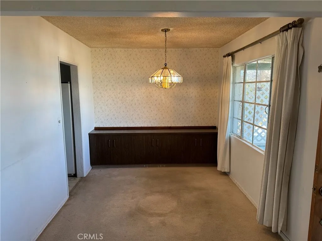 9432 Mountain Road