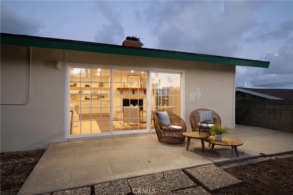 1823 Pescadores Avenue