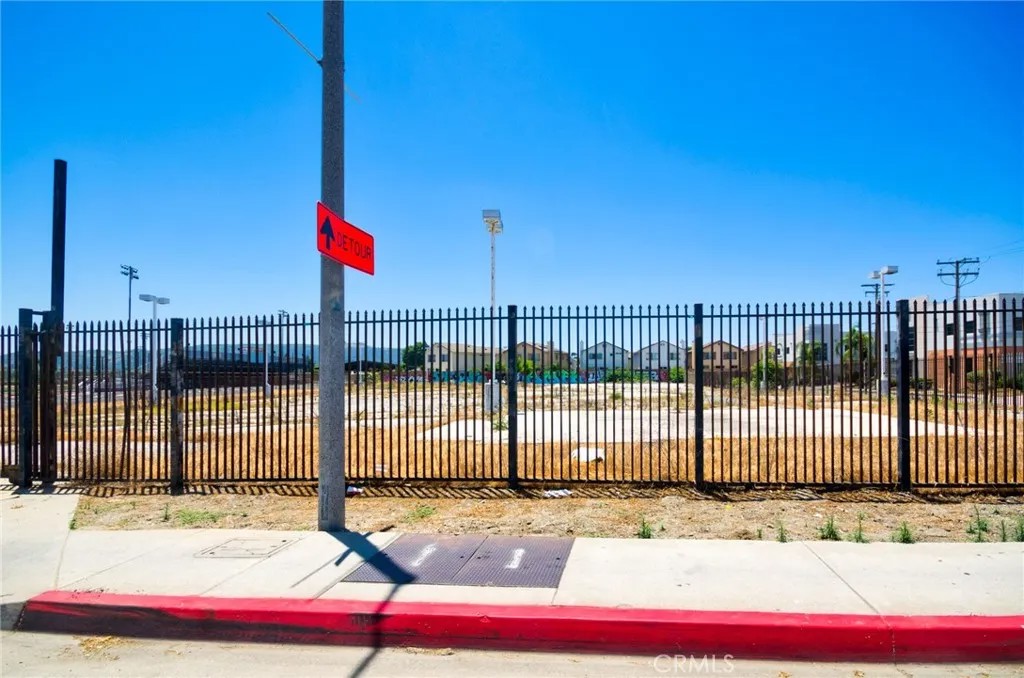 12432 Valley
