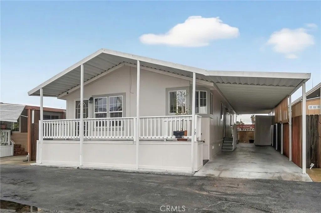 Photo of 21111 Dolores St #12, Carson, CA 90745 (MLS # PW26033135)