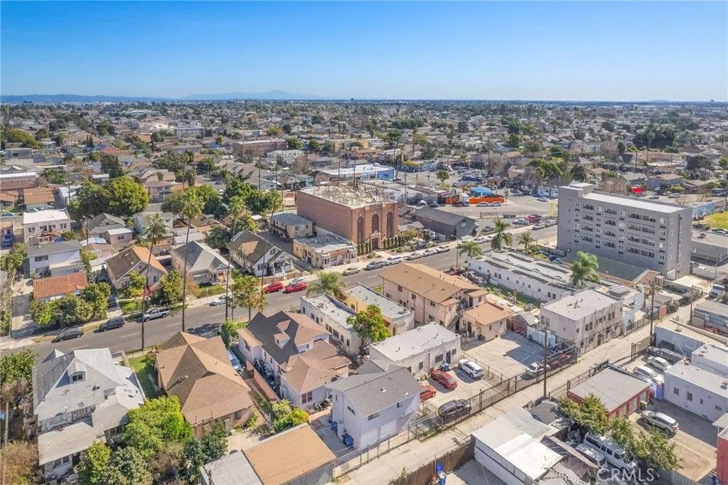 Photo of 4321 Woodlawn Avenue, Los Angeles, CA 90011 (MLS # SB26024355)