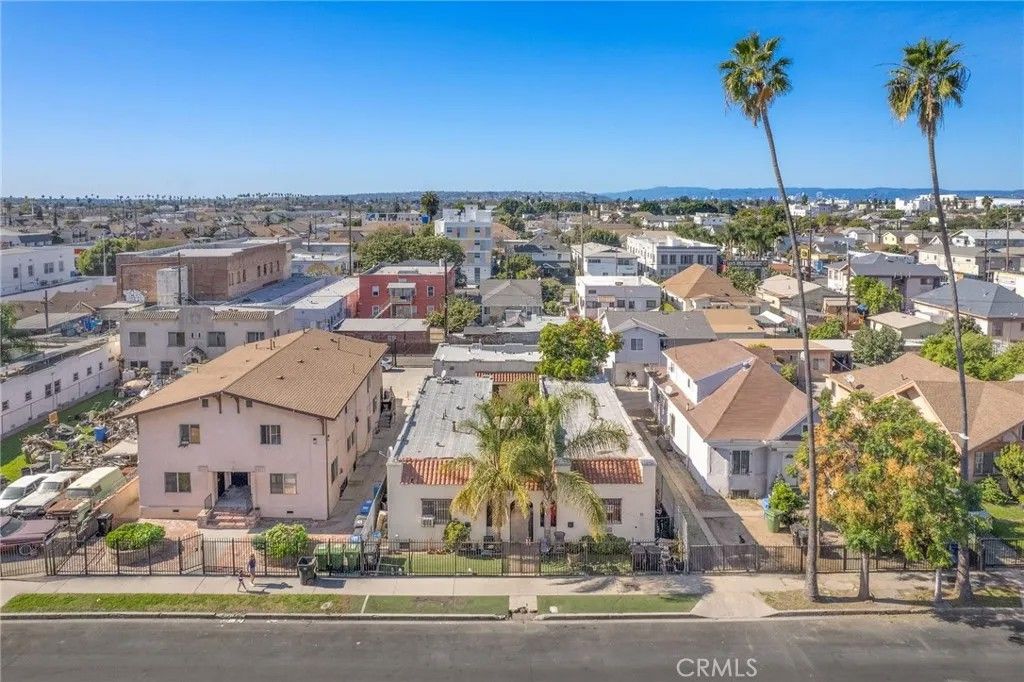 Photo of 4321 Woodlawn Avenue, Los Angeles, CA 90011 (MLS # SB26024355)