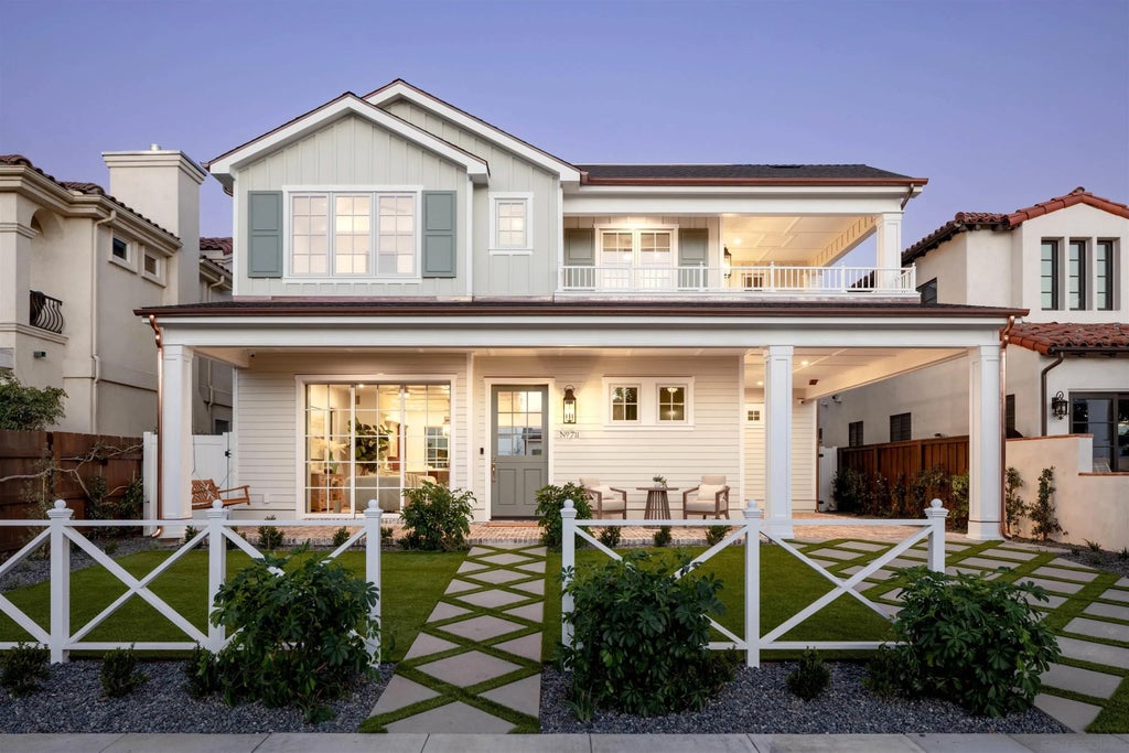 Photo of 711 H Ave, Coronado, CA 92118 (MLS # 260016048)