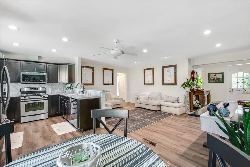 1212 Dover Drive