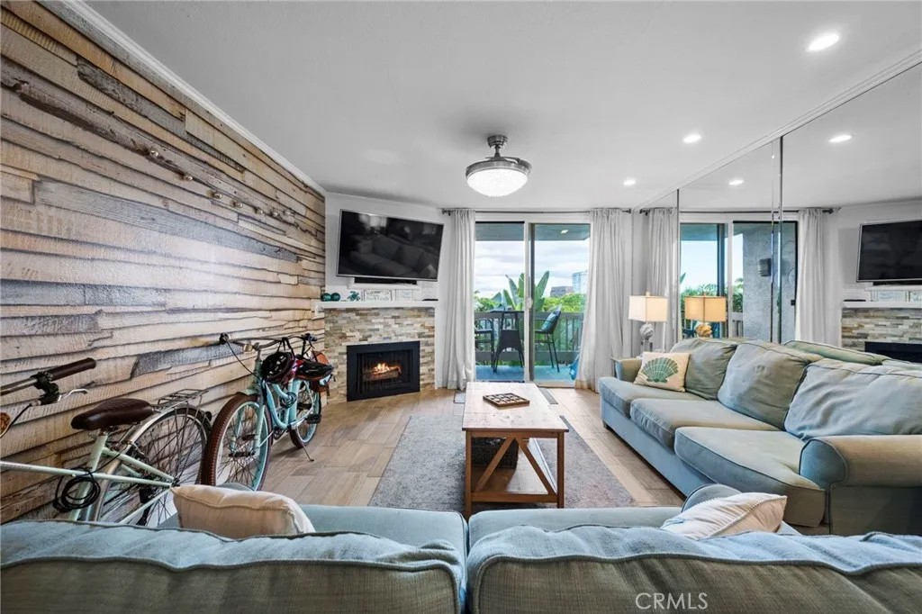 999 N Pacific Street F101