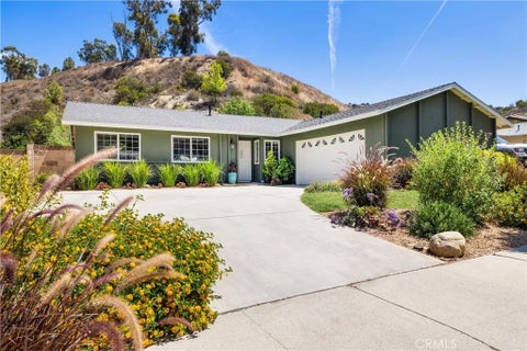 Photo of 622 Comet Avenue, Simi Valley, CA 93065 (MLS # SR26181016)