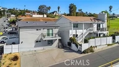 102 E Avenida San Gabriel