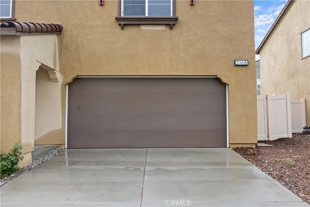 2168 REDWOOD Lane